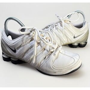 NIKE Shox MC White  313764-101 Running Training Shoes Womens Size 7.5